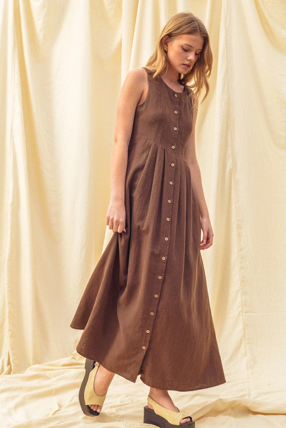 Pleated Button-Front Linen Maxi Dress - Brown