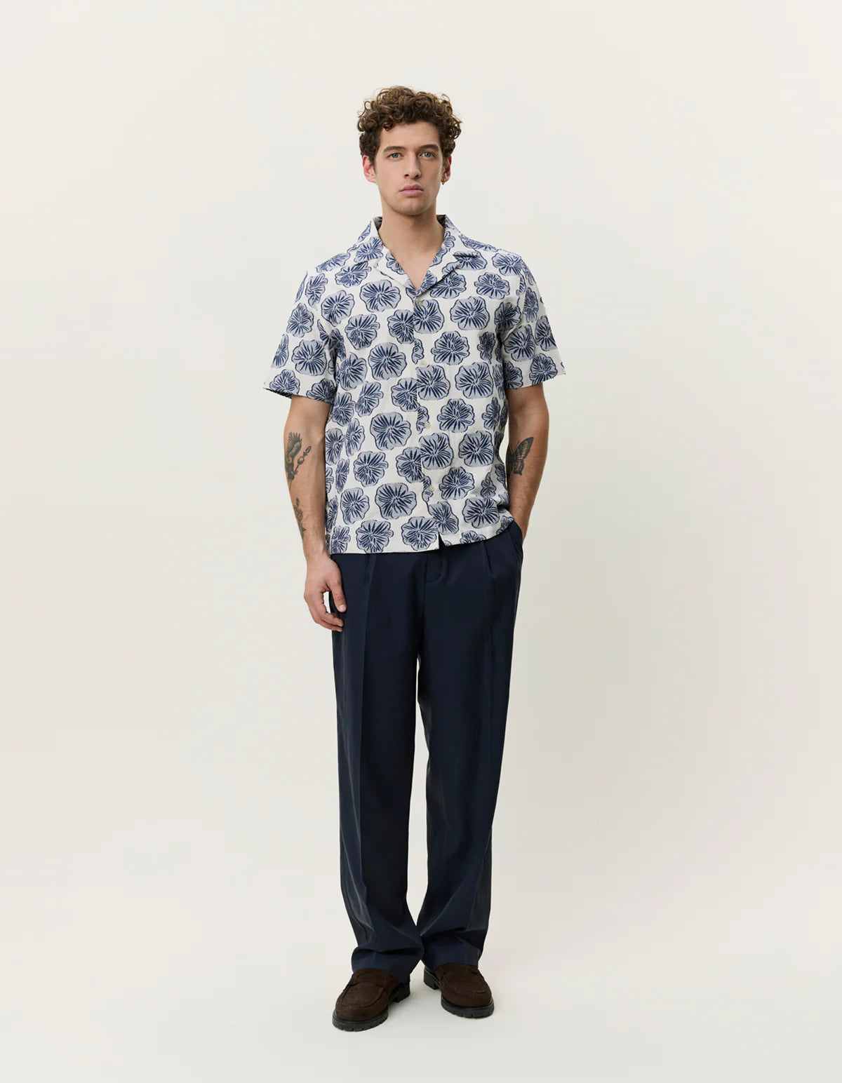 Dahlia Jacquard Short Sleeve Shirt - Dark Denim Blue