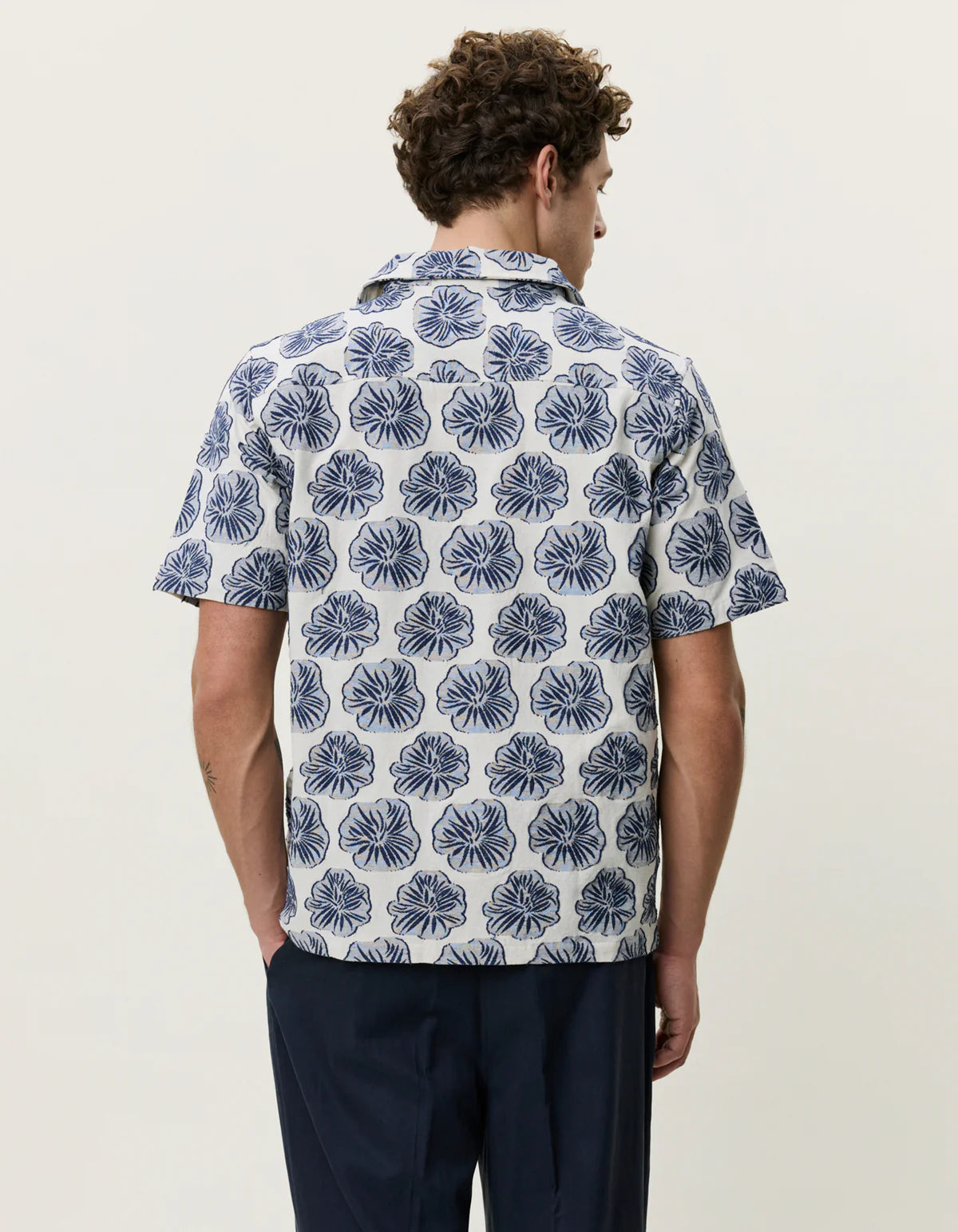 Dahlia Jacquard Short Sleeve Shirt - Dark Denim Blue