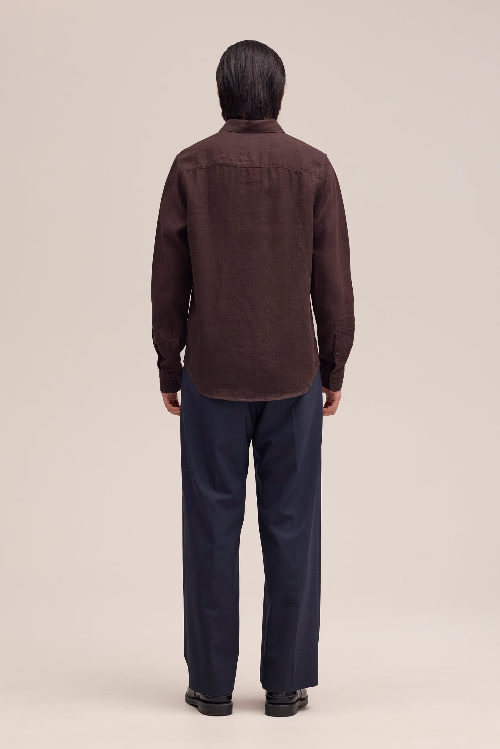 Enzo Classic Collar Linen Shirt - Deep Truffle