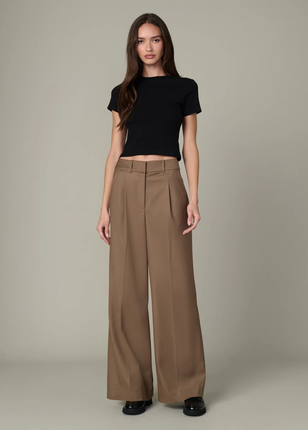 The Kate Mid Rise Trouser - Hazelnut