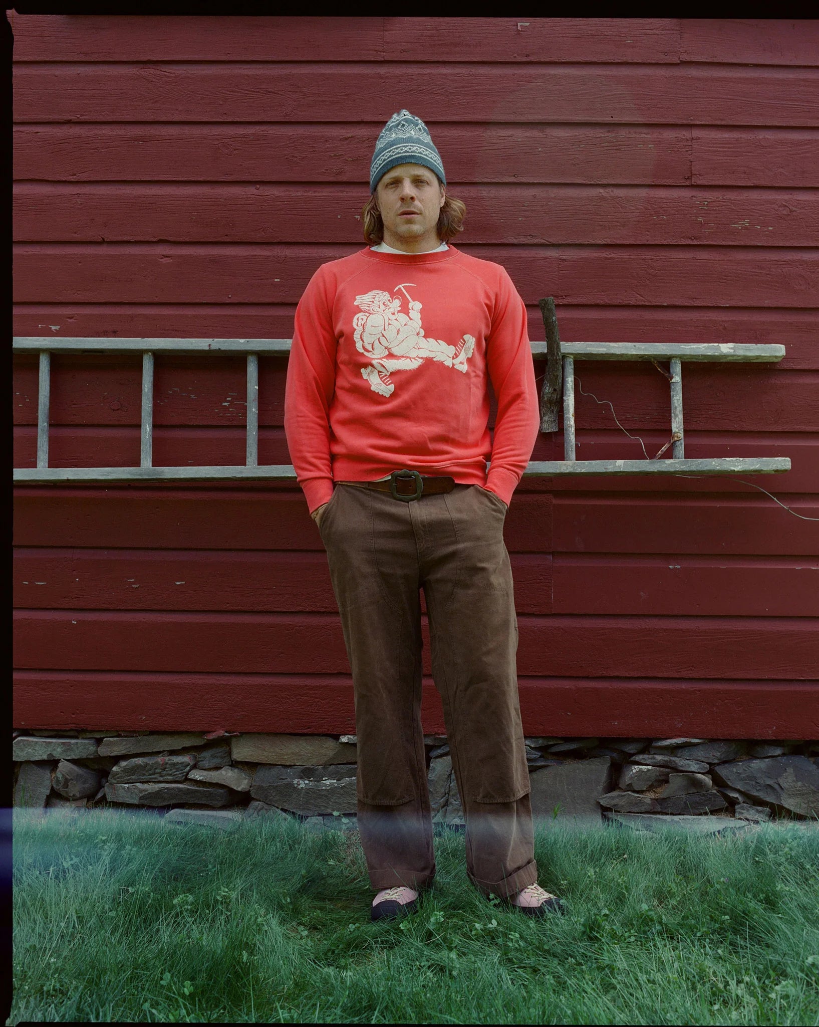 Wayne Raglan Sleeve Sweatshirt