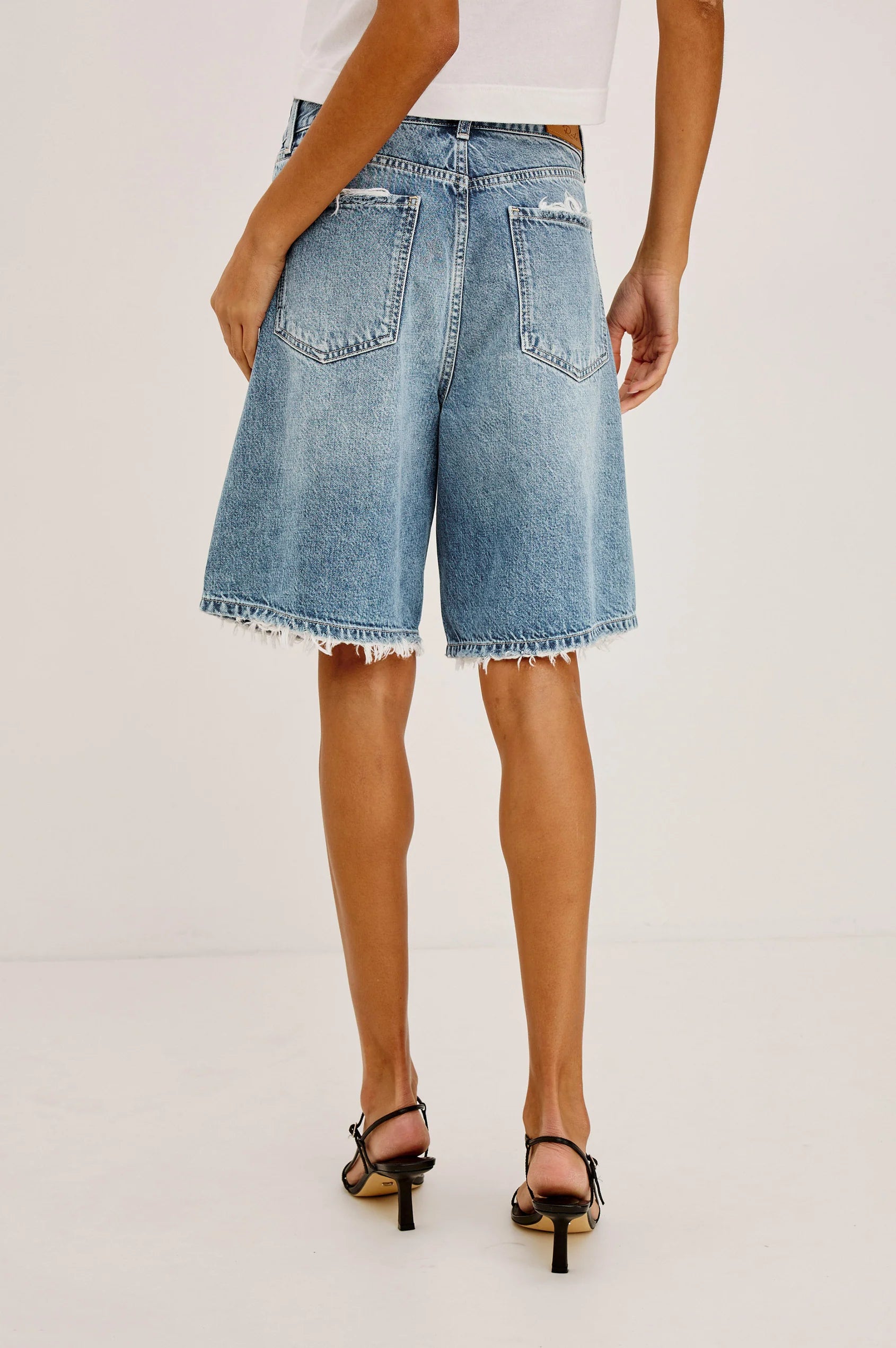 Agoura Short - Authentic Stone