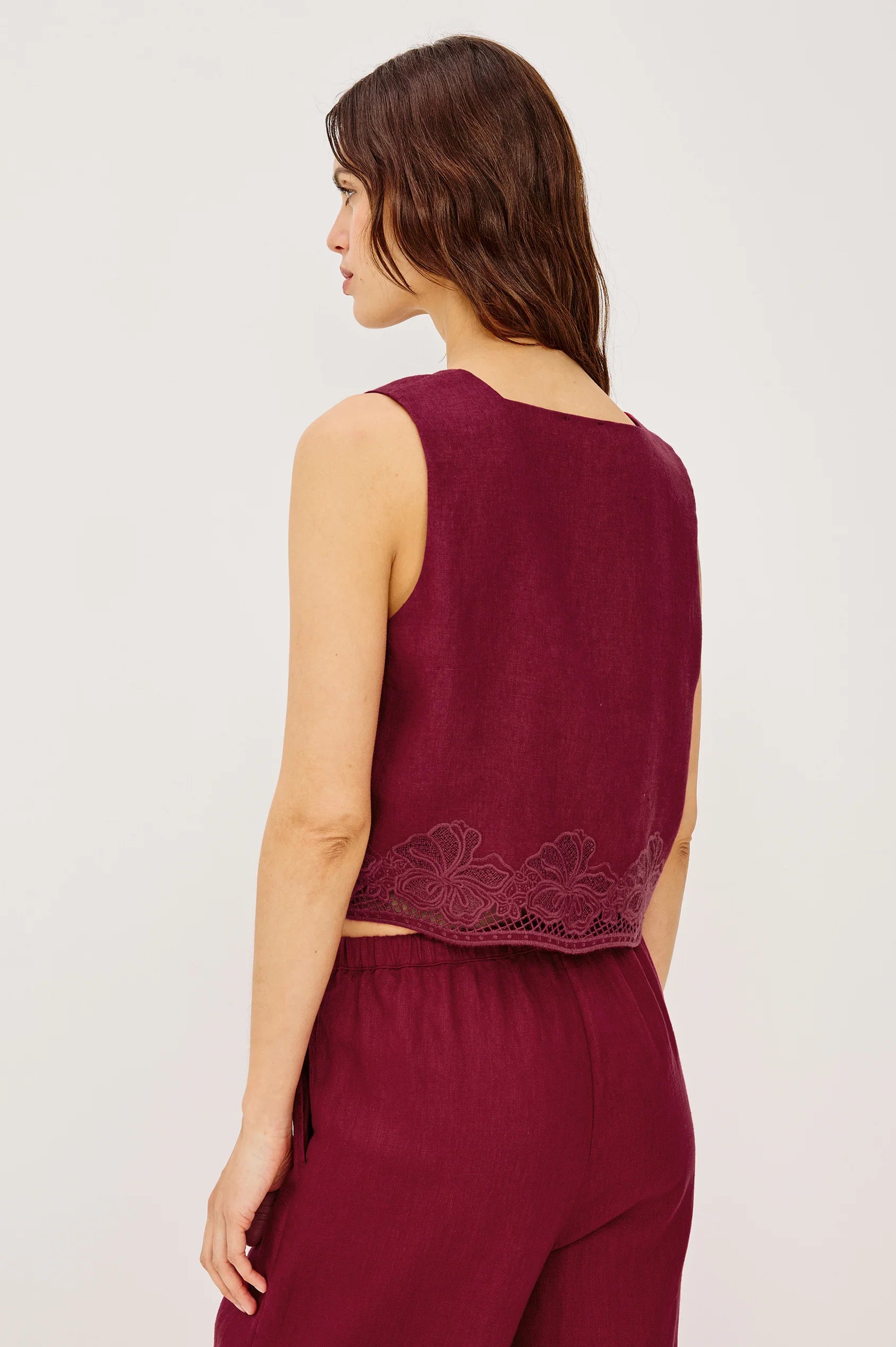 Akira Top - Berry Hibiscus Embroidery