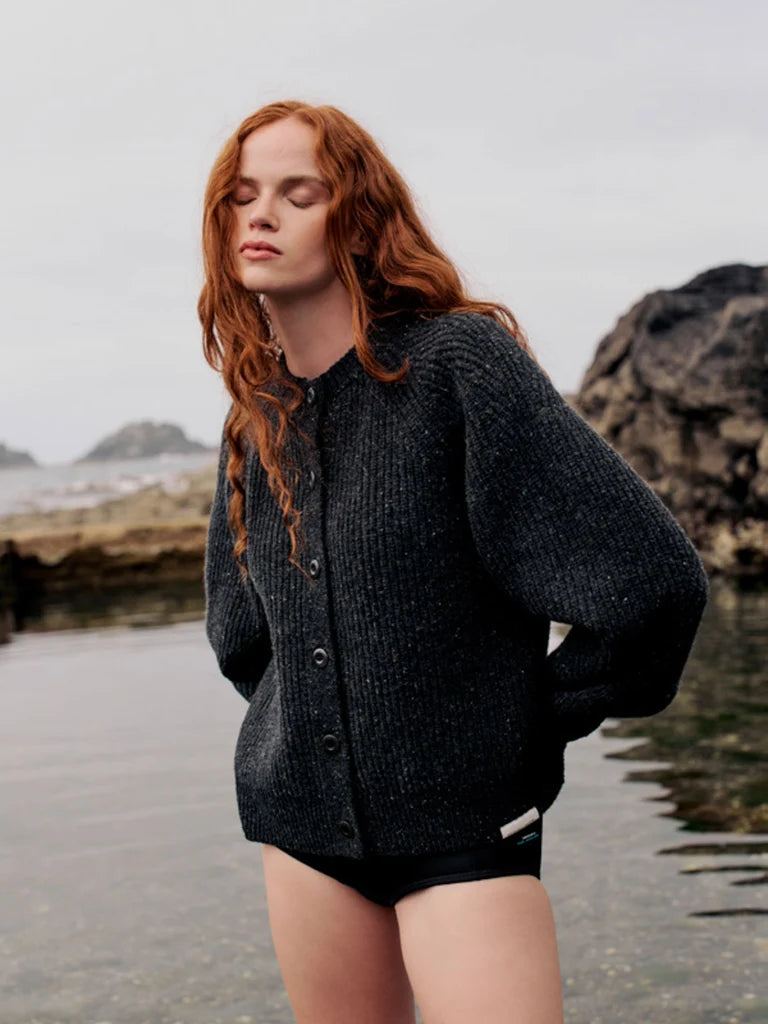 Women's Amy Powney + Finisterre Fisherman Rib Cardigan - Raven