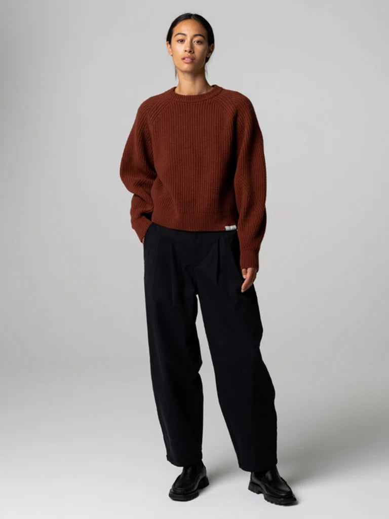 Women's Amy Powney + Finisterre Fisherman Rib Crew Neck Sweater - Cherrywood