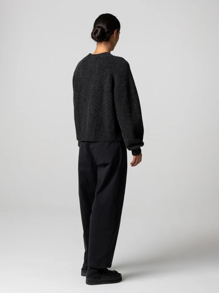 Women's Amy Powney + Finisterre Fisherman Rib Cardigan - Raven