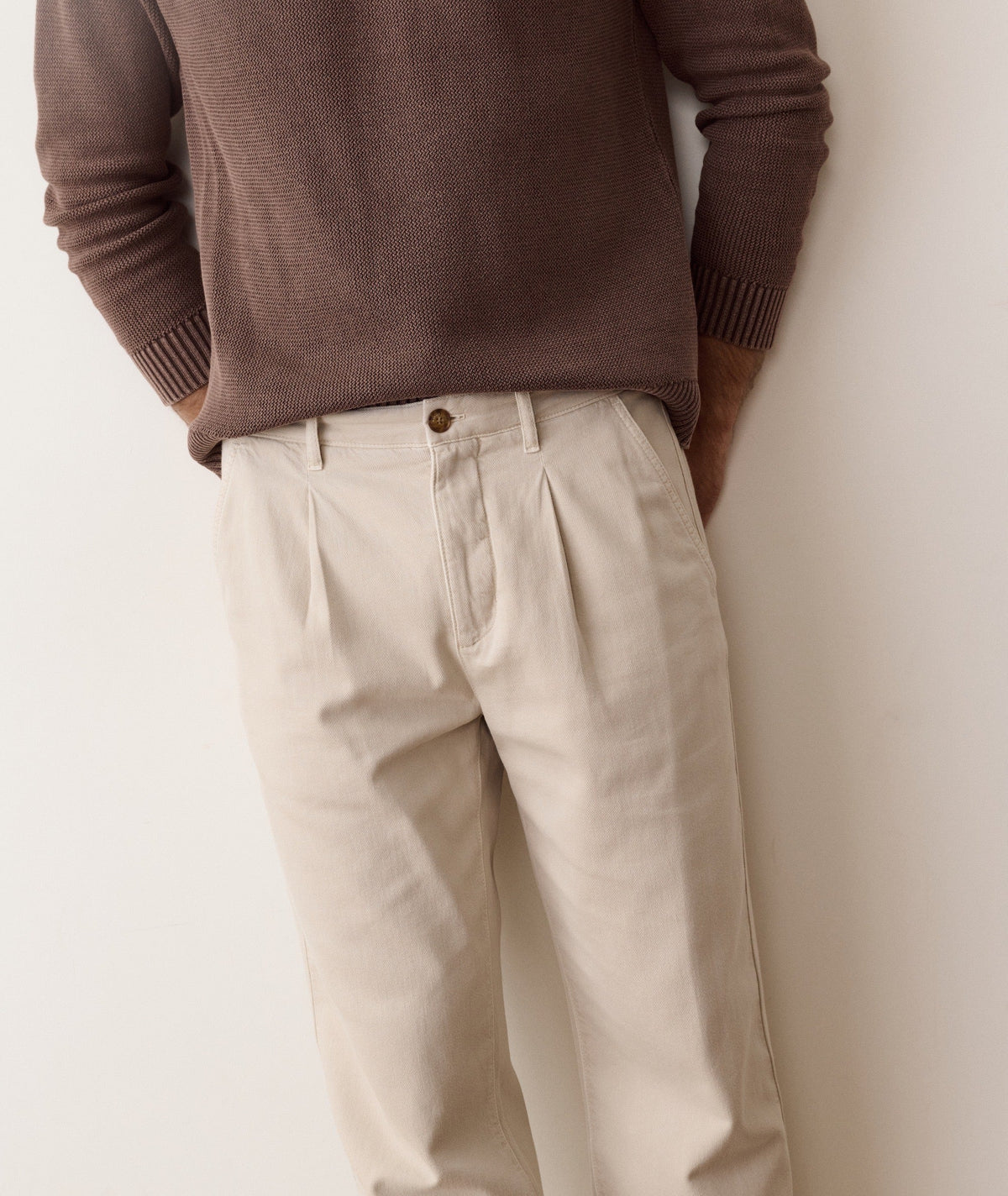 The Rowan Pleated Trouser - Relaxed Fit - Stone