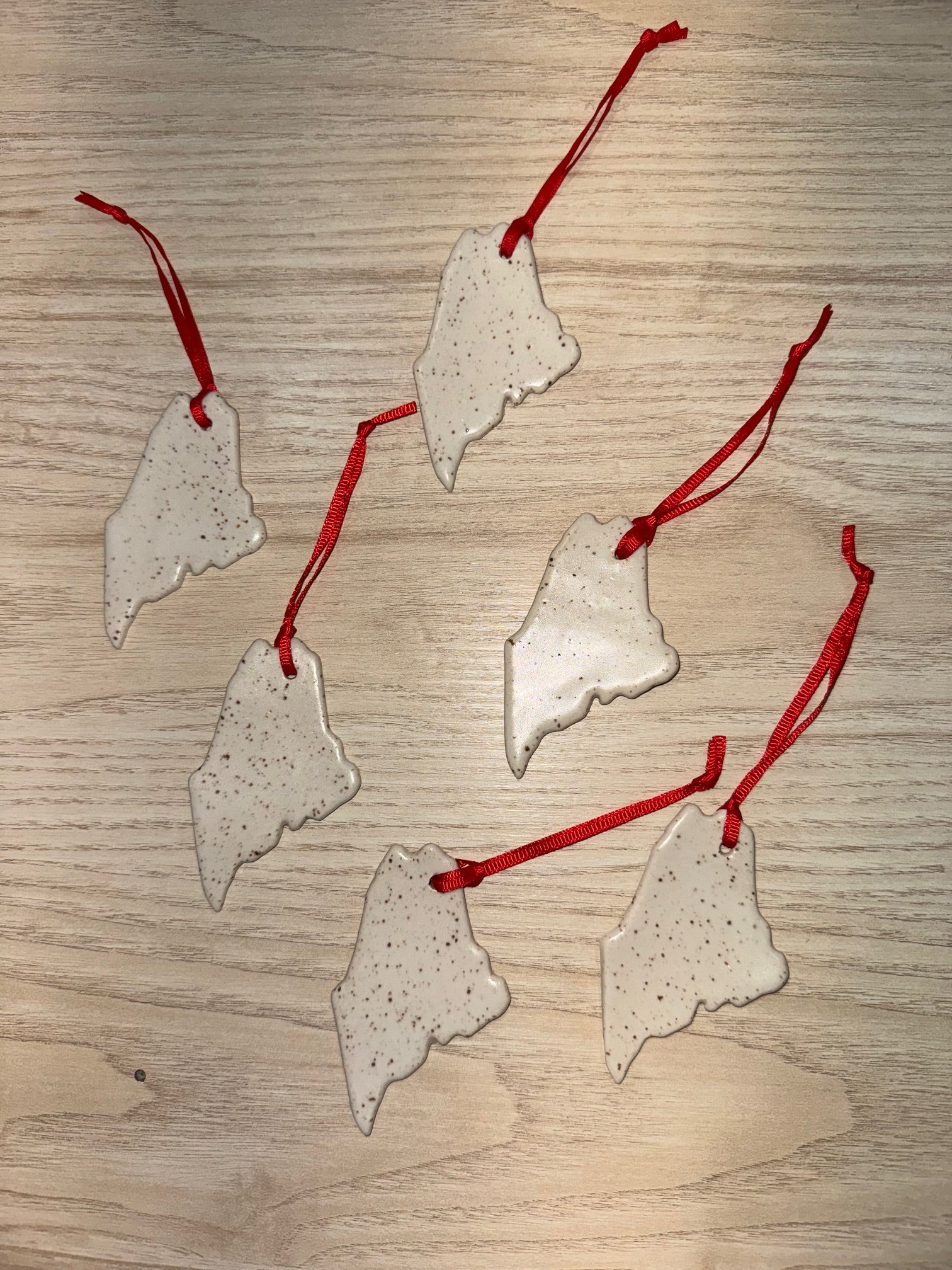 Handmade "Maine" Ornament Winter25