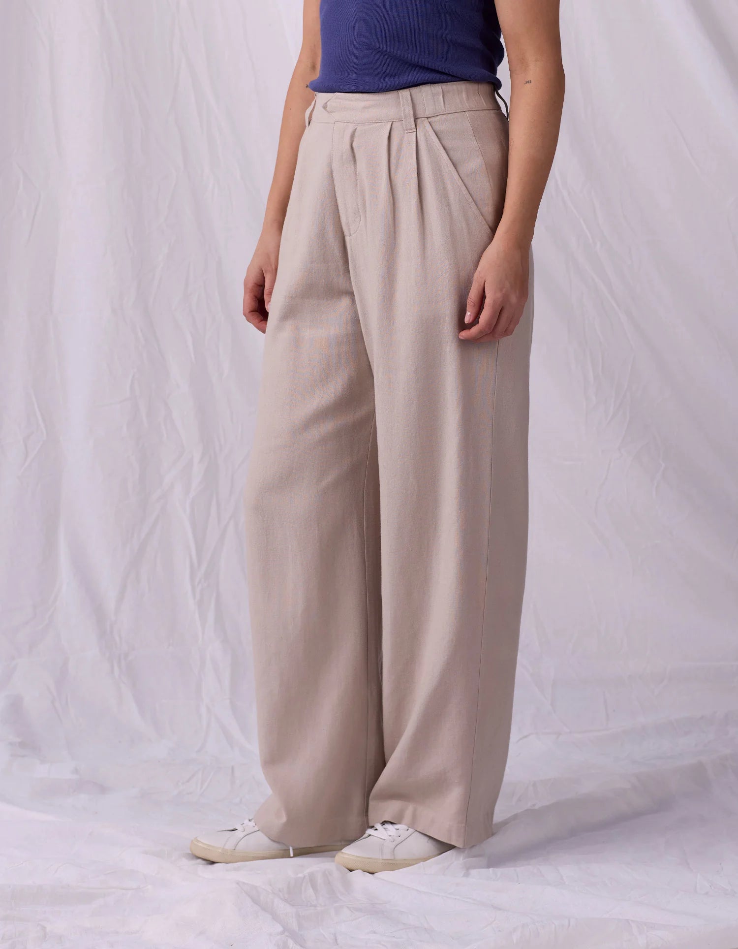 Leukos Linen-Blend Trouser