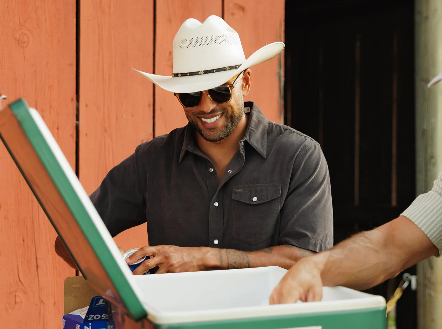 Short Sleeve Corduroy Pearl Snap - Iron Horse