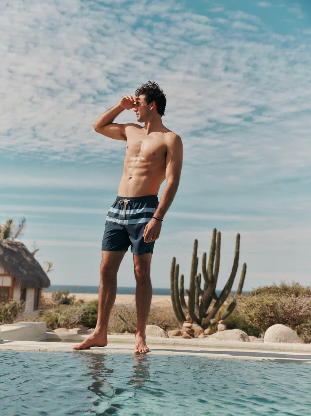 The Anchor Trunk - Black