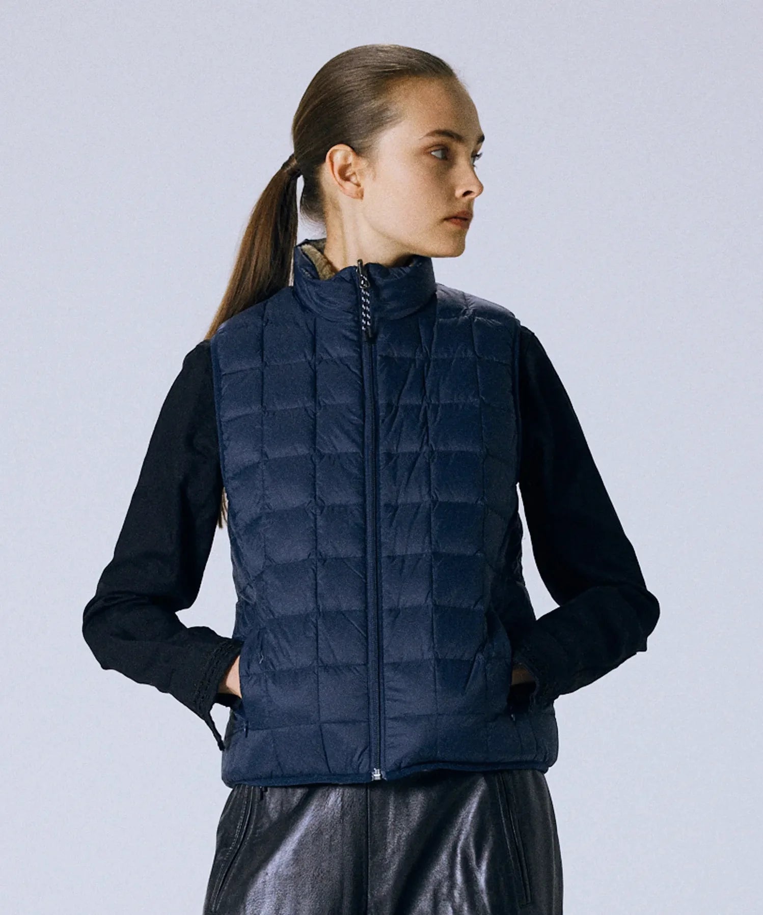 Unisex Mountain Reversible Down x Boa Vest