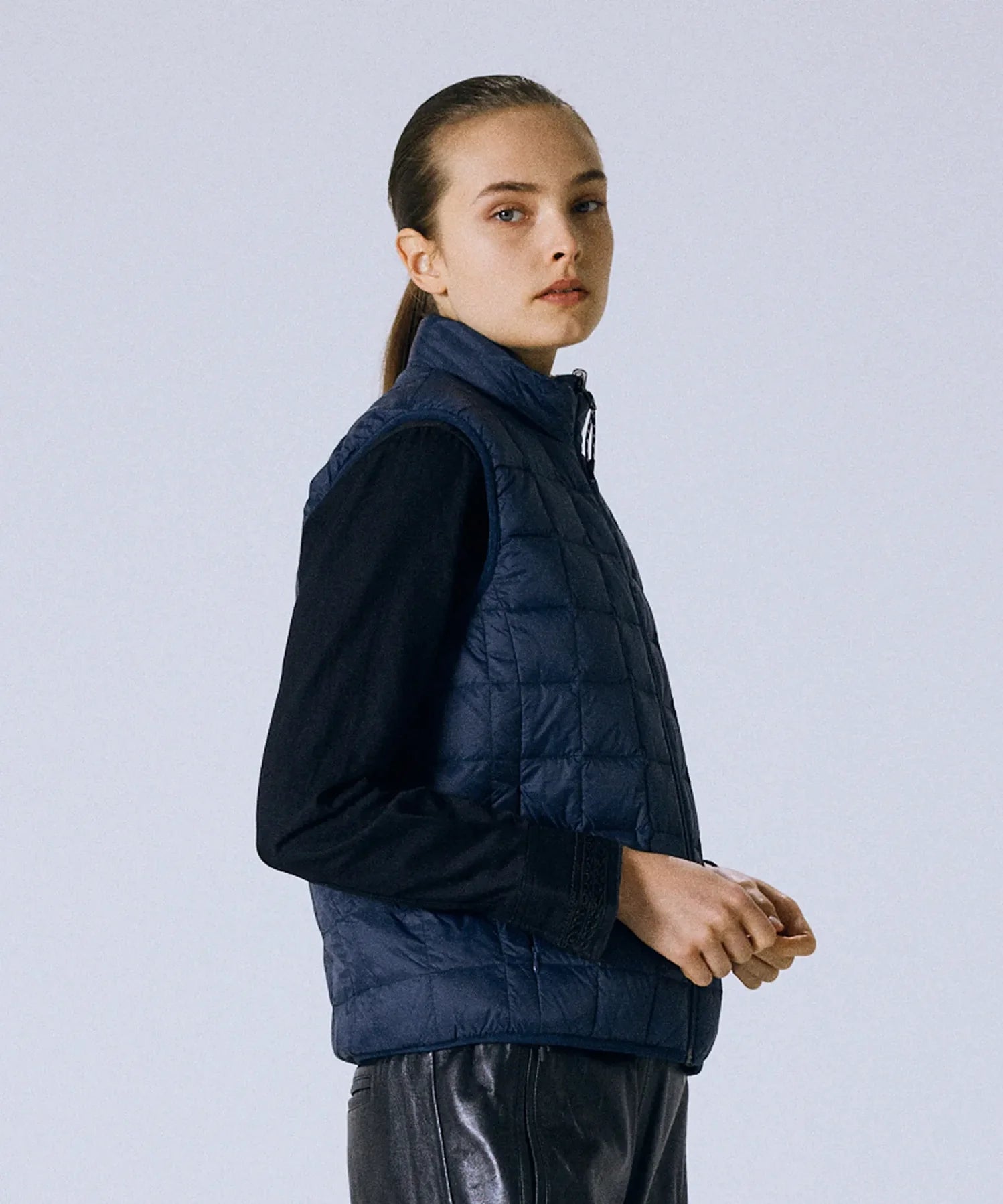 Unisex Mountain Reversible Down x Boa Vest