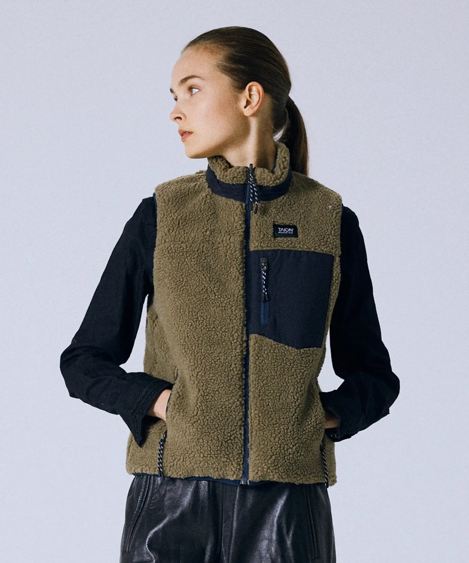 Unisex Mountain Reversible Down x Boa Vest
