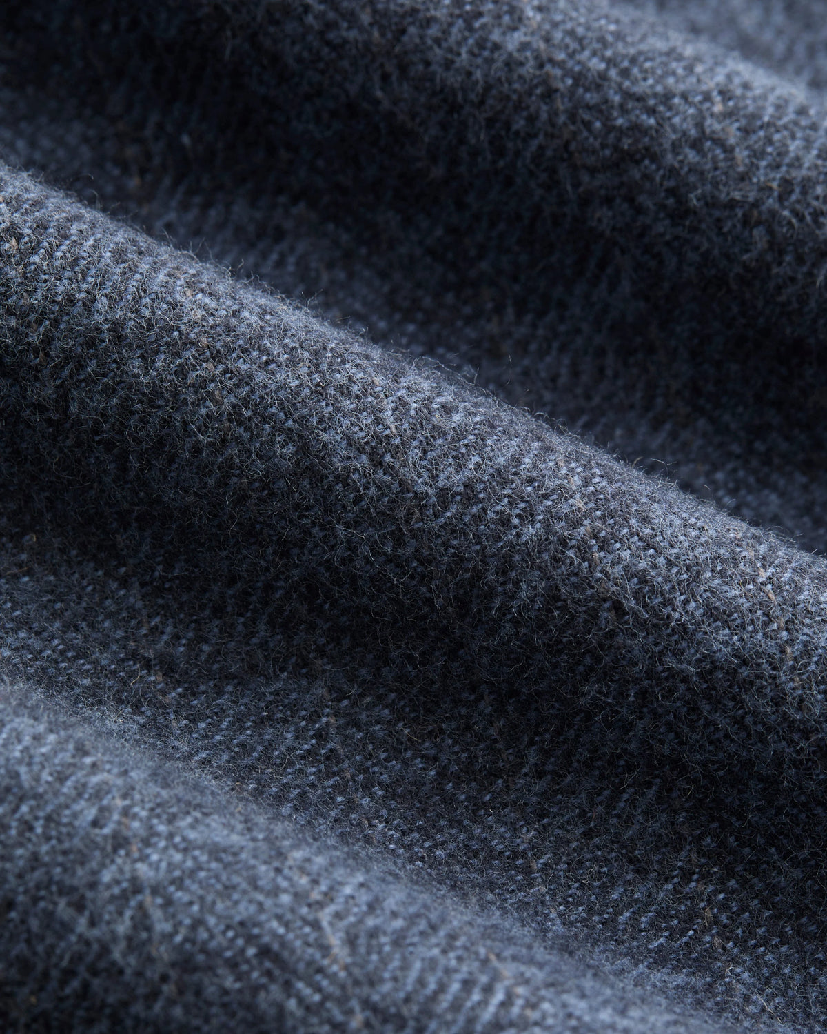 Accord Shirt in Cotton Flannel - Indigo Herringbone