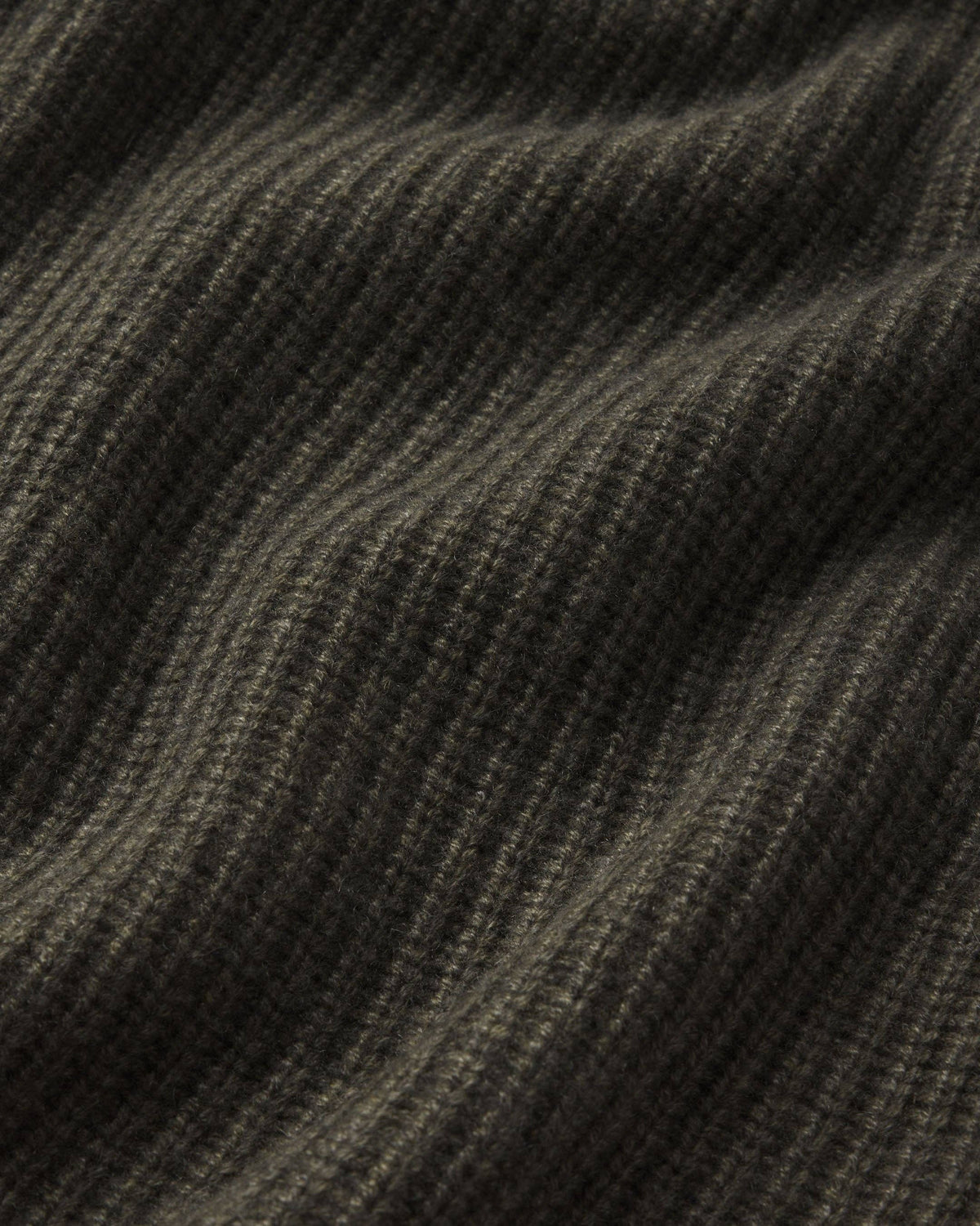 Cashmere Fisherman Crew - Dark Olive