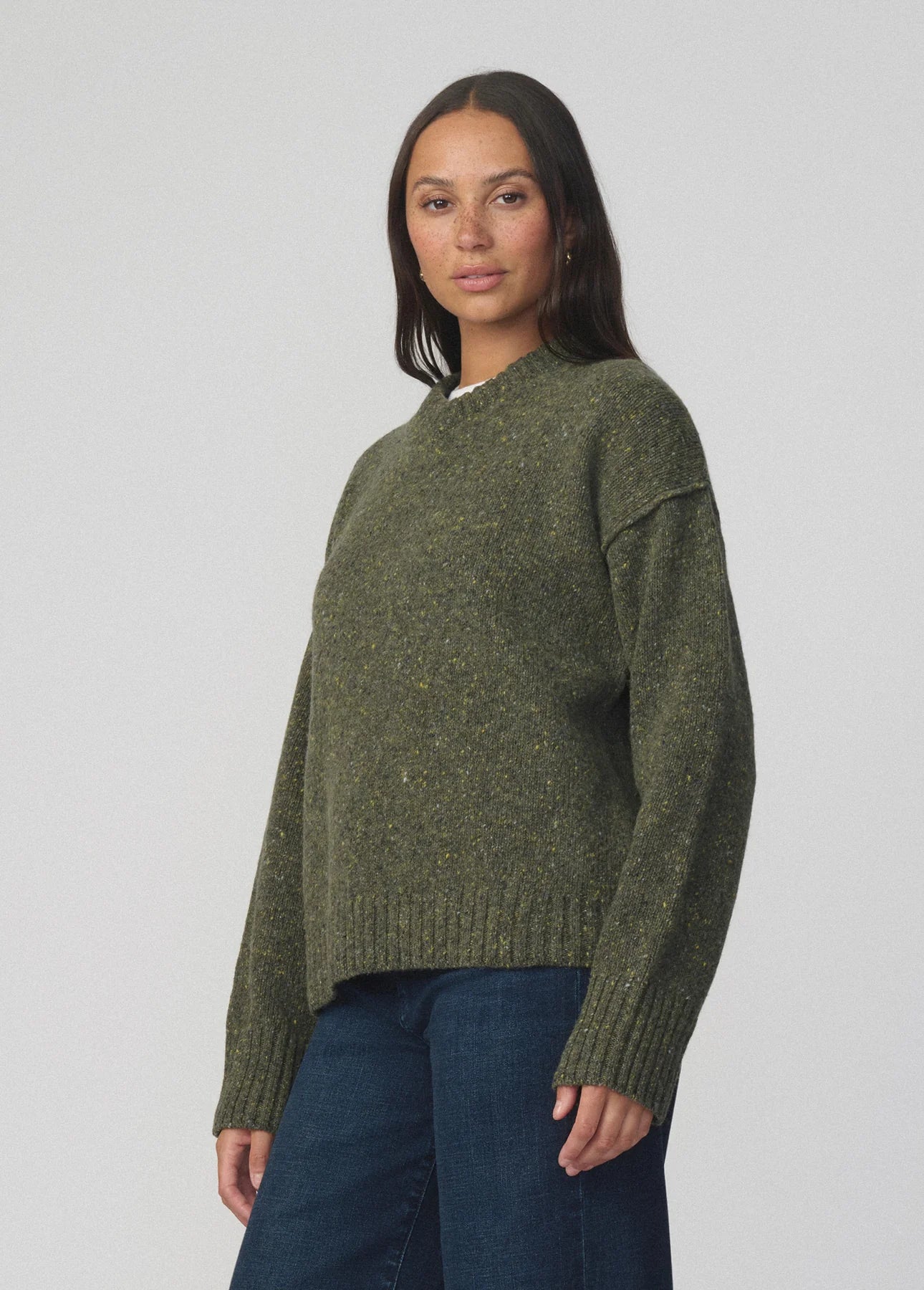 The V Neck Sweater - Moss