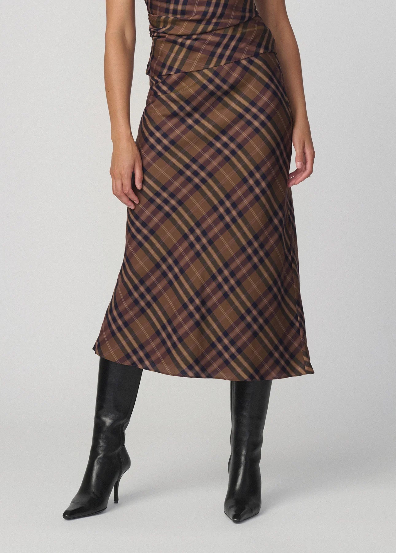The Ines Midi Skirt - Camel Plaid