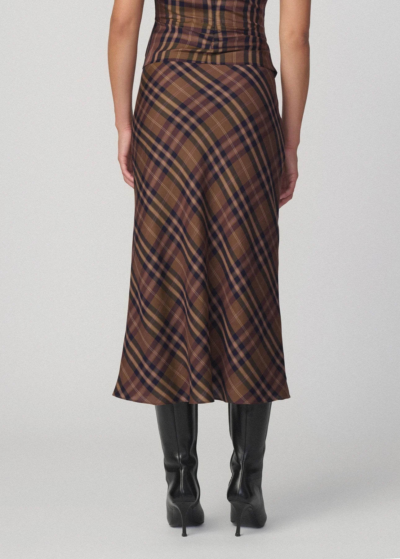The Ines Midi Skirt - Camel Plaid