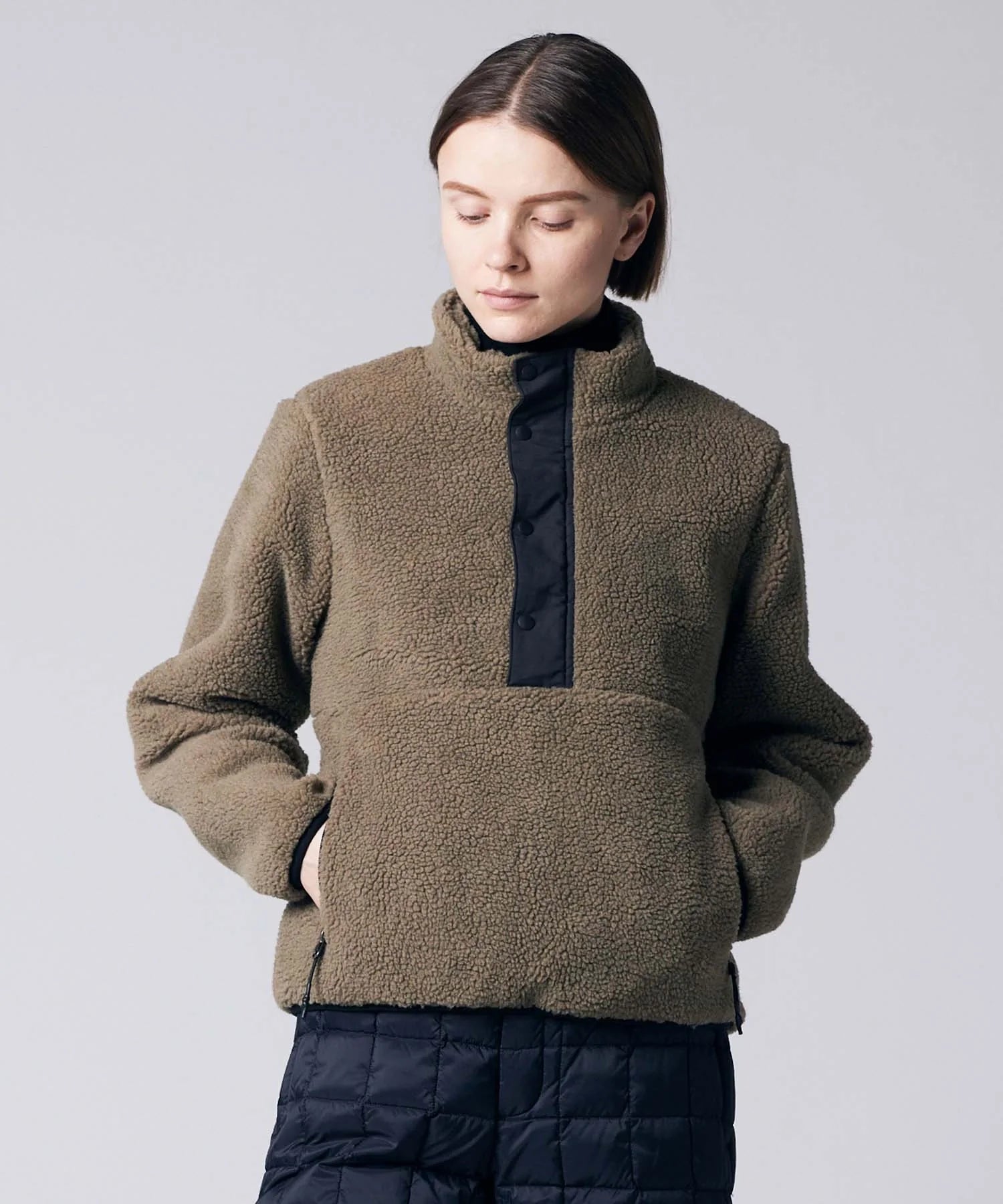 Non Down Pull Over "Boa" Hi Neck Jacket