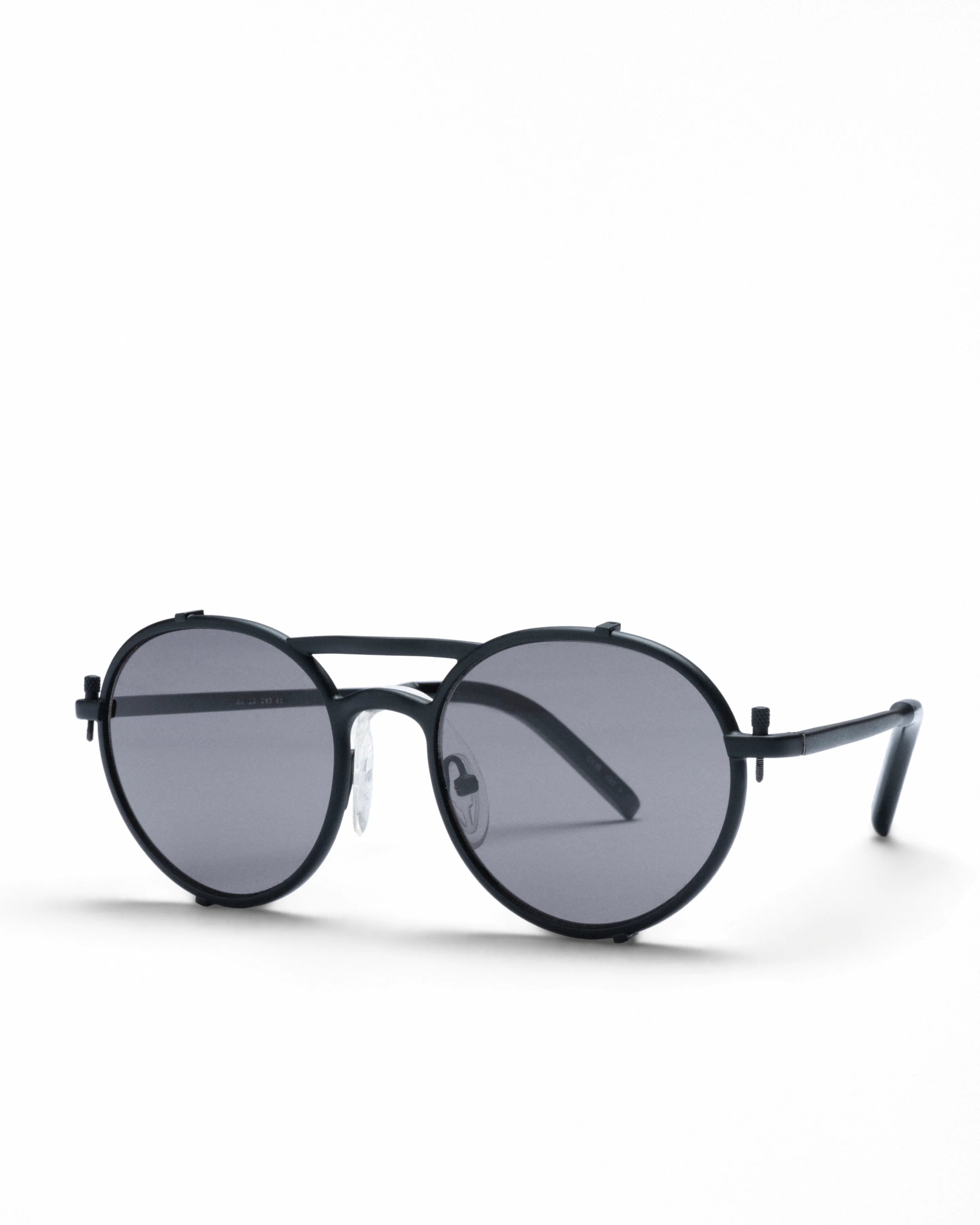 Summit Shades - Black Licorice