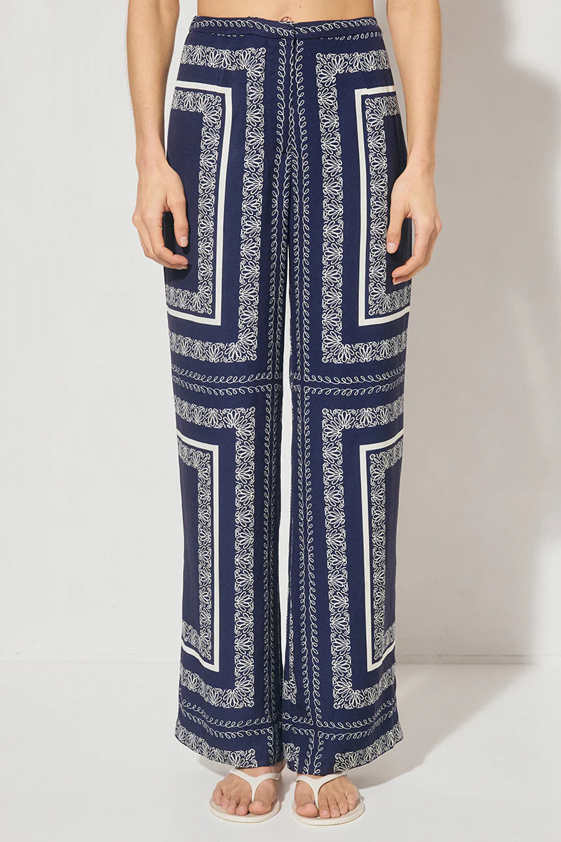 Serafina Pant - Navy Base Cream