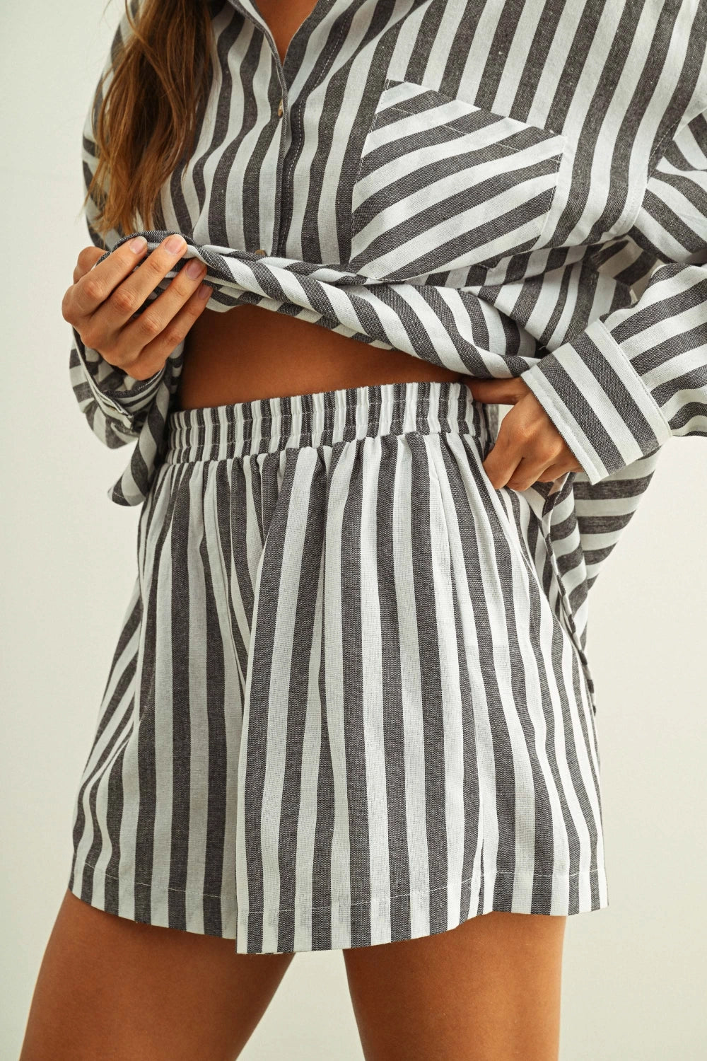 Striped Elastic Waist Shorts - Black