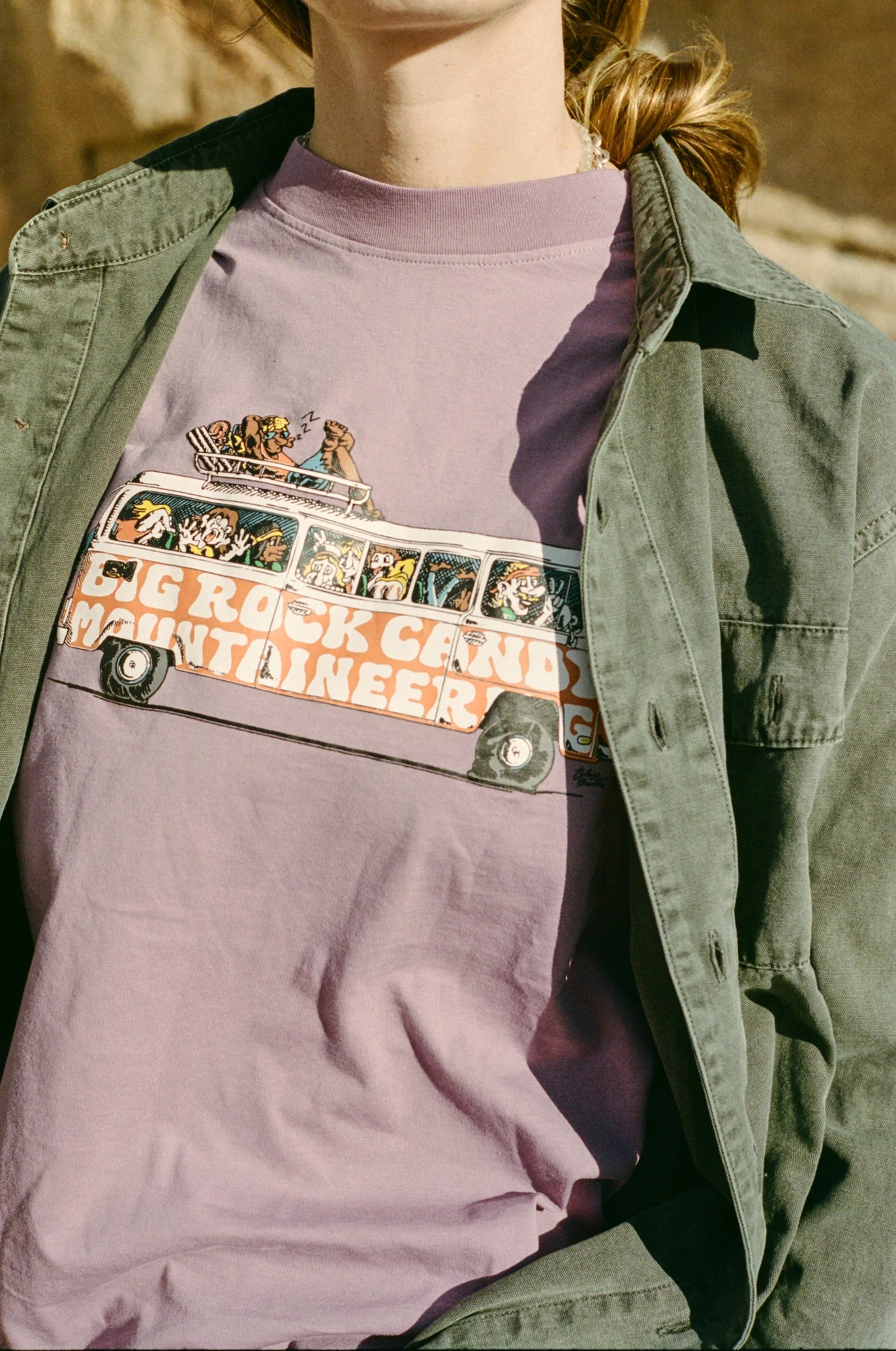 Ramblin' Van Tee - Huckleberry