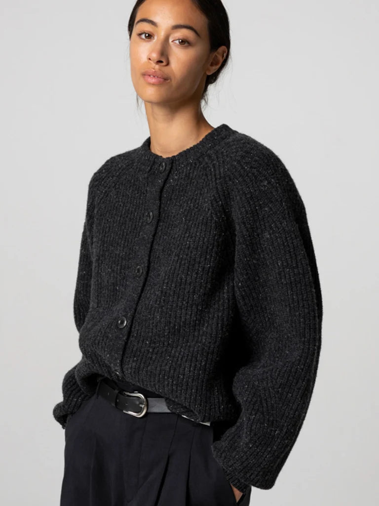 Women's Amy Powney + Finisterre Fisherman Rib Cardigan - Raven