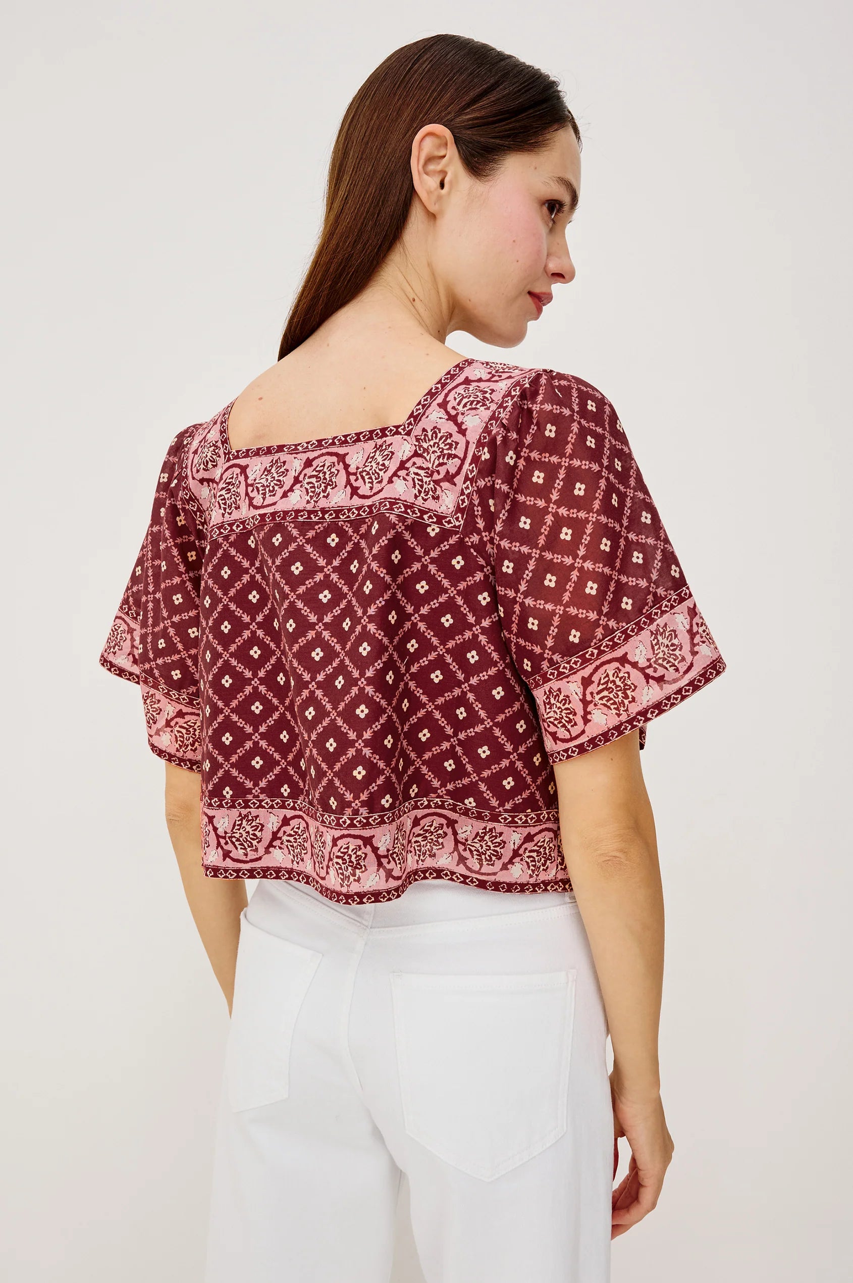 Ellen Top - Flower Chain