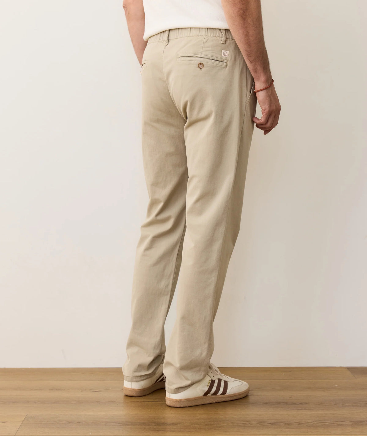 The Saturday Twill Chino - Slim Straight - Light Khaki