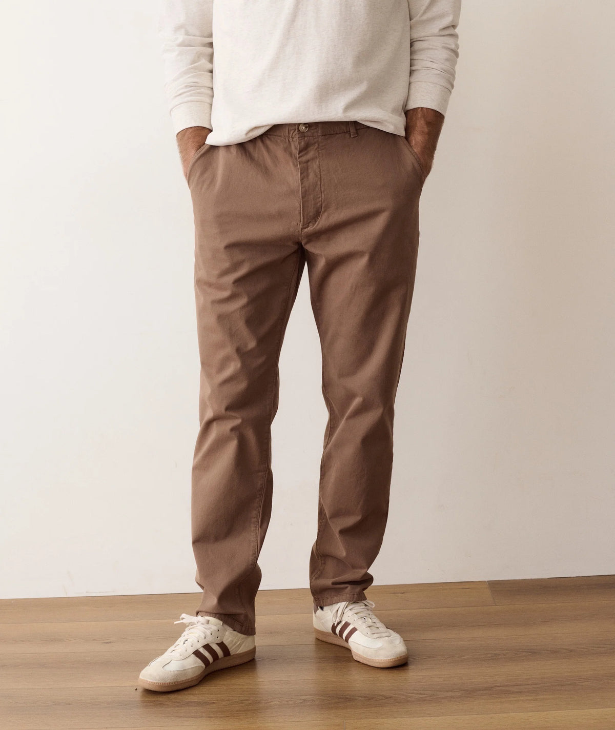 The Saturday Twill Chino - Slim Straight - Tobacco