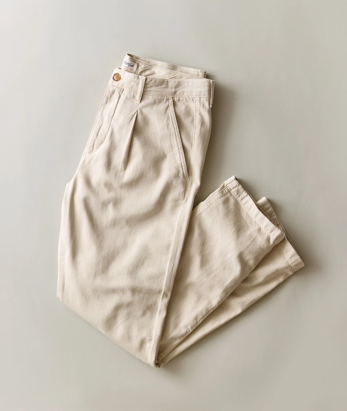 The Rowan Pleated Trouser - Relaxed Fit - Stone