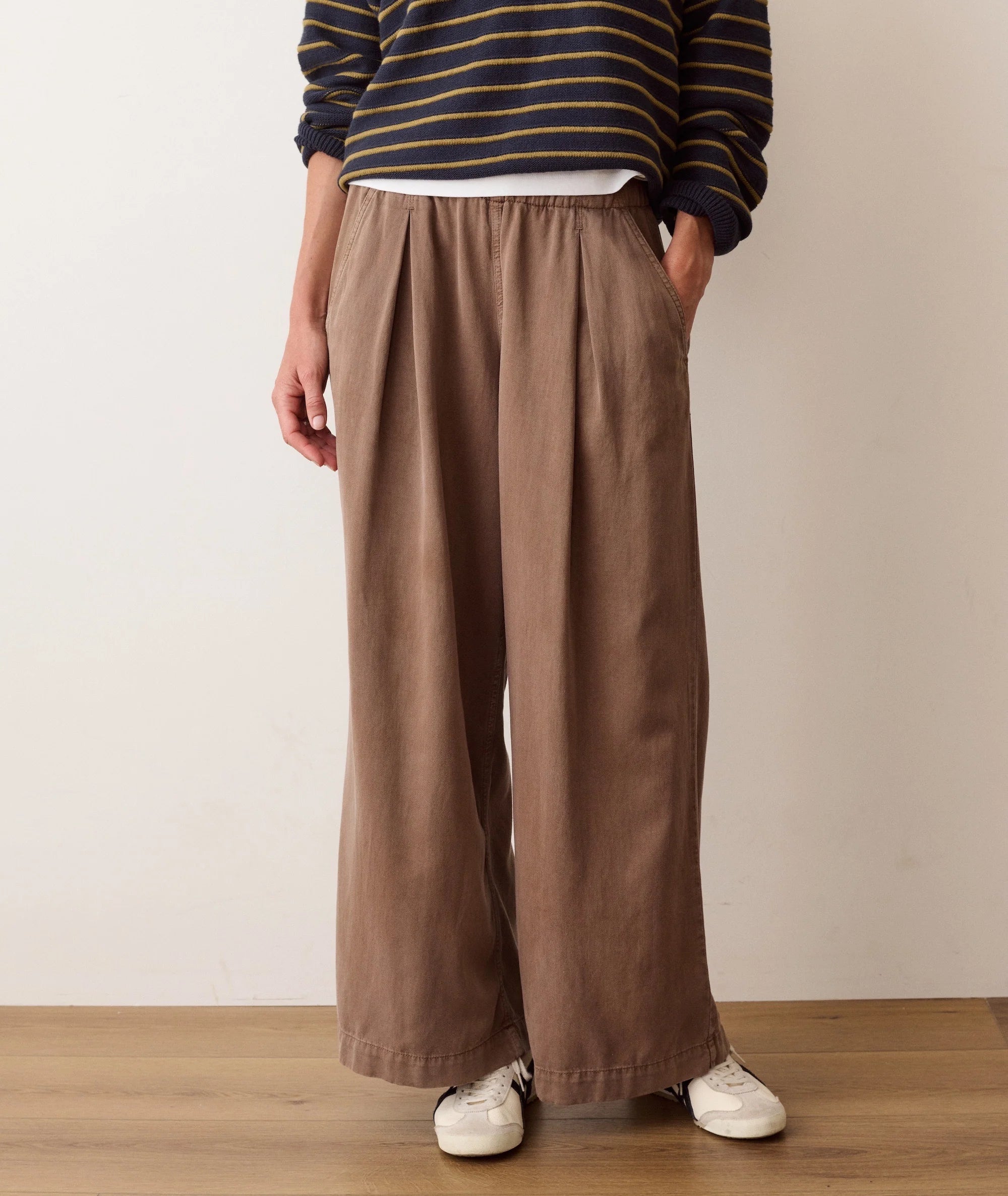 Allison Pleated Wide Leg Trouser - Java