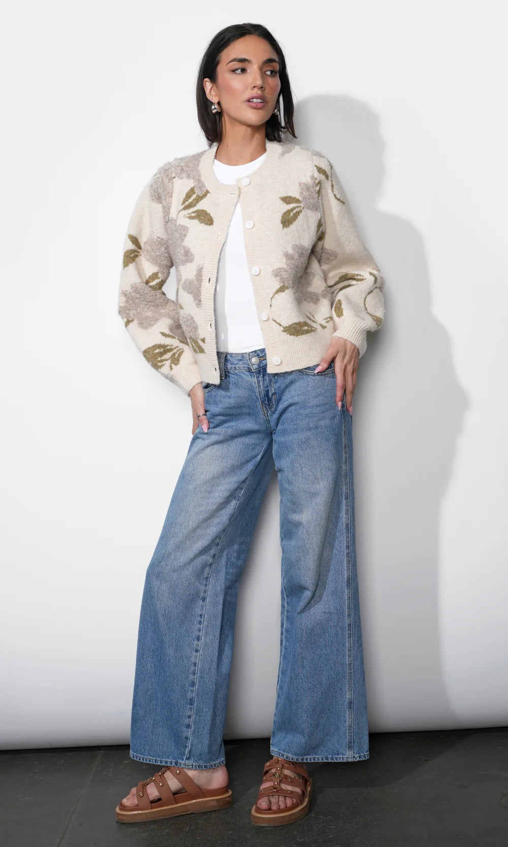 Skylar Cozy Floral Cardigan - Ivory