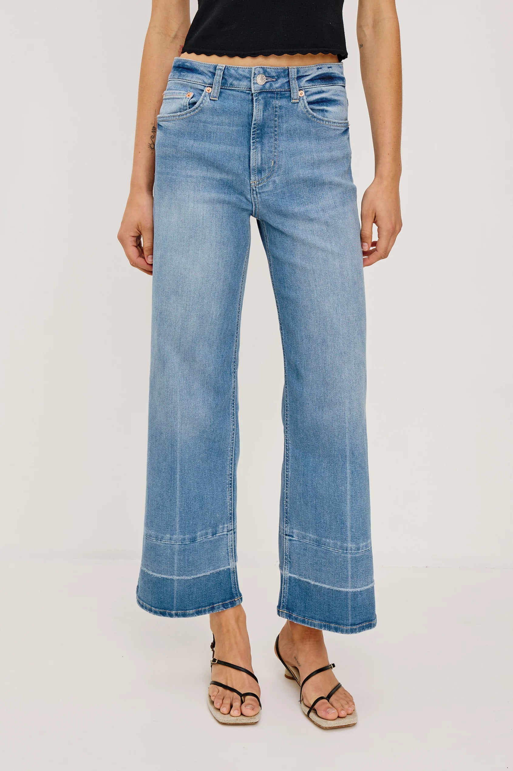 Getty Crop Wide Leg - Independence