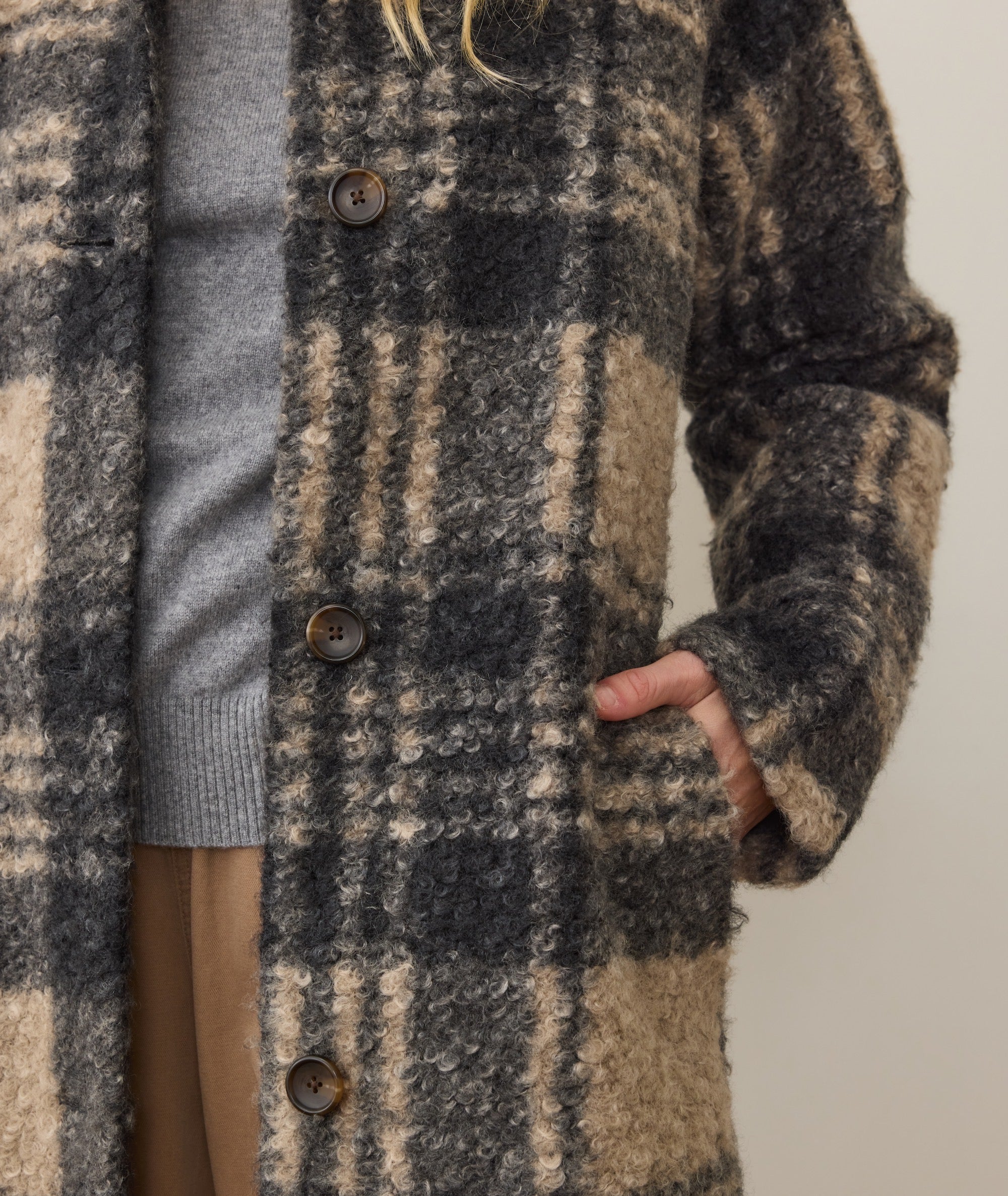 Aspen Coat - Black/Oat Plaid