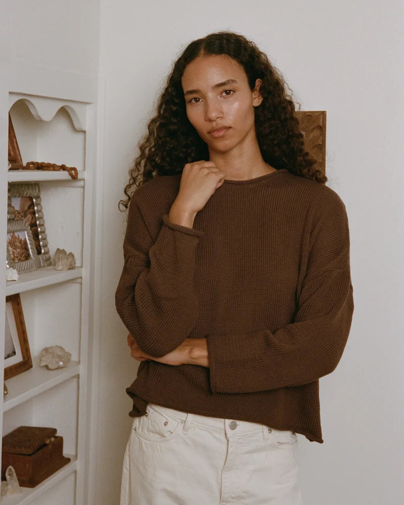 Juni Crewneck - Chocolate