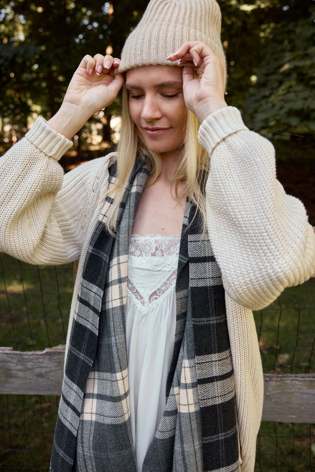 Reversible Plaid Scarf - Navy Combo