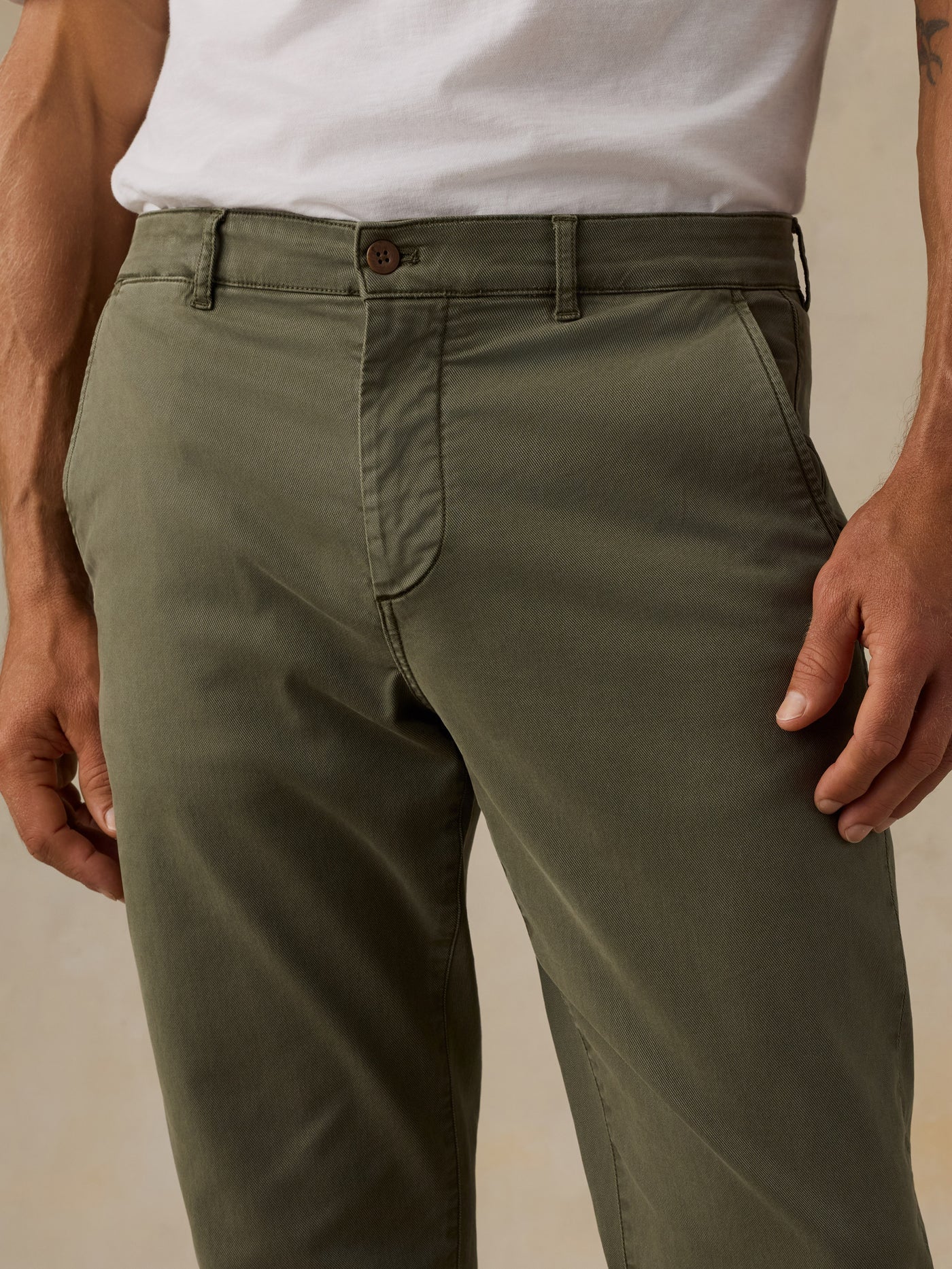 Coastline Chino - Elm Olive