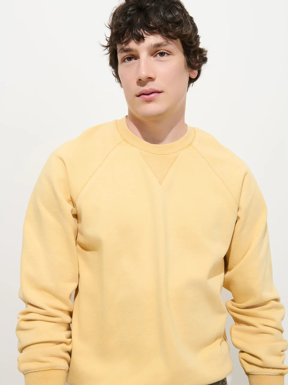 Garment Dye Raglan Sweatshirt - Butter
