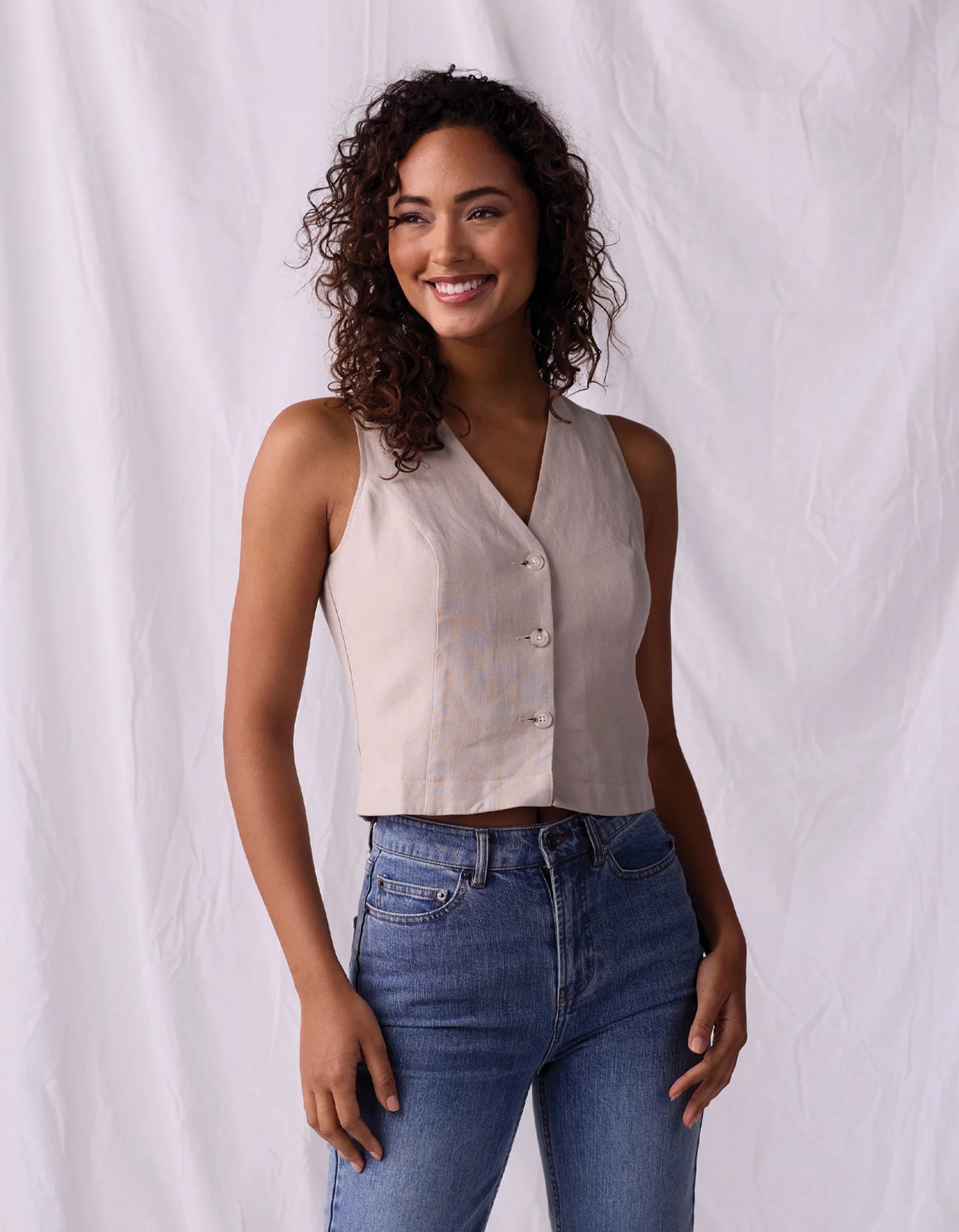 Leukos Linen-Blend Vest