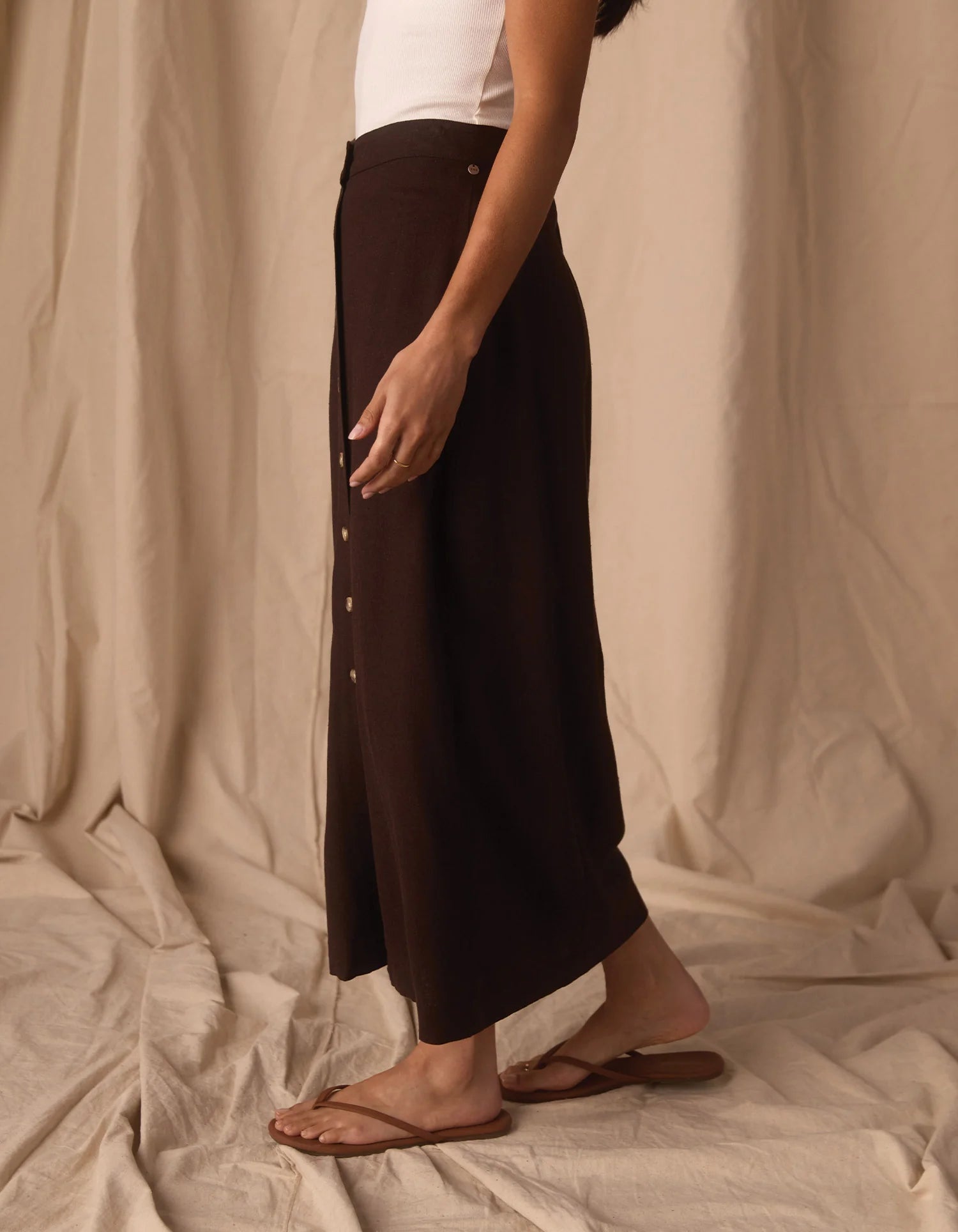 Leukos Linen-Blend Button Front Skirt - Umber