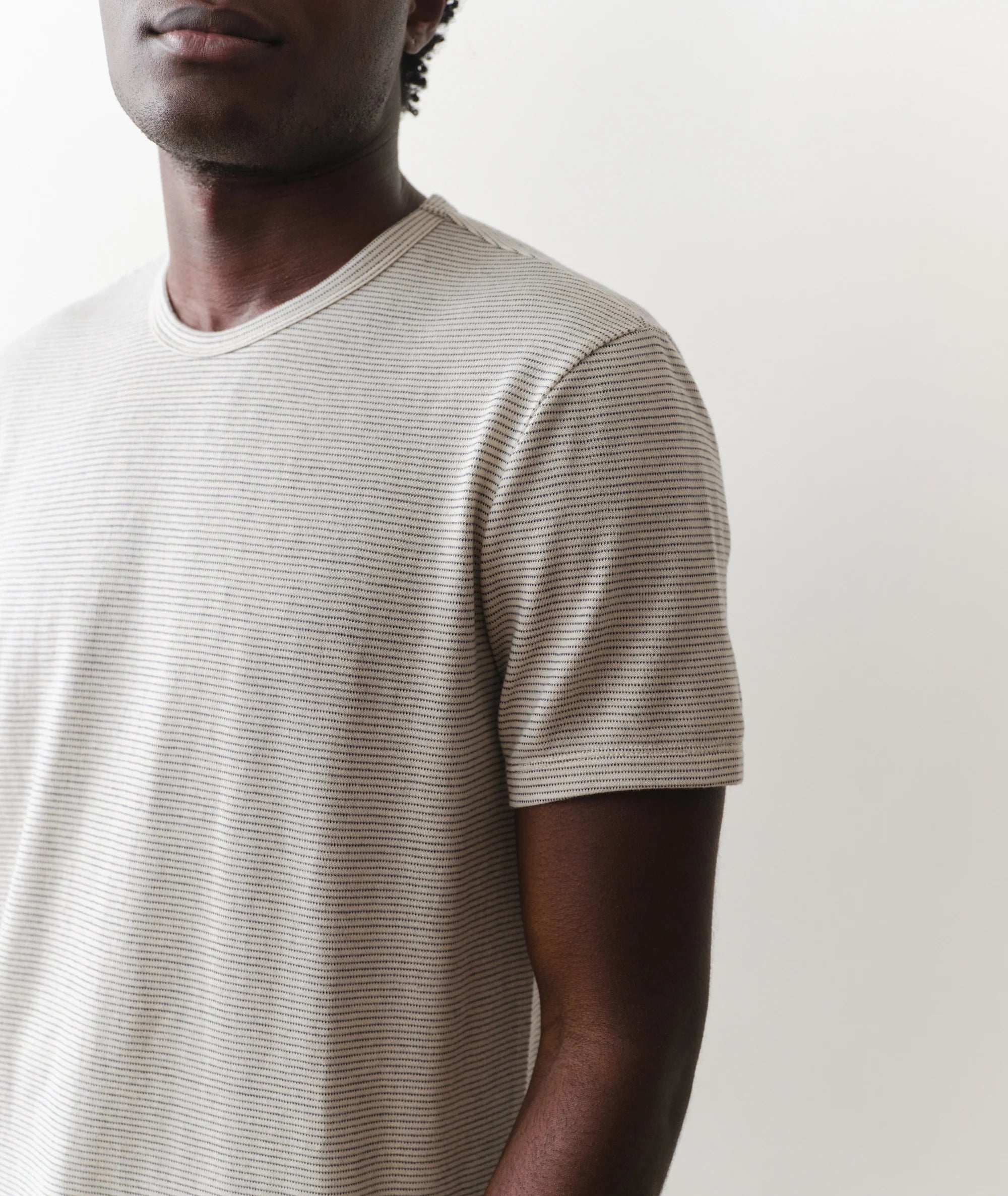 Signature Jacquard Crew Tee - Whitecap/Navy