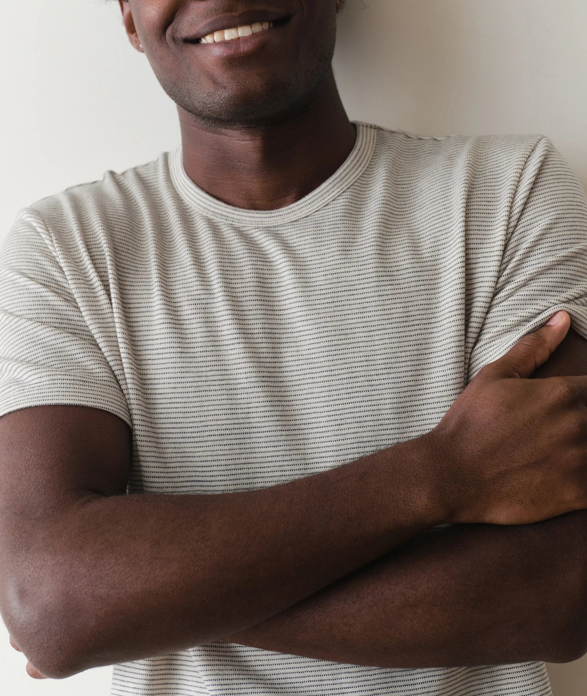 Signature Jacquard Crew Tee - Whitecap/Navy