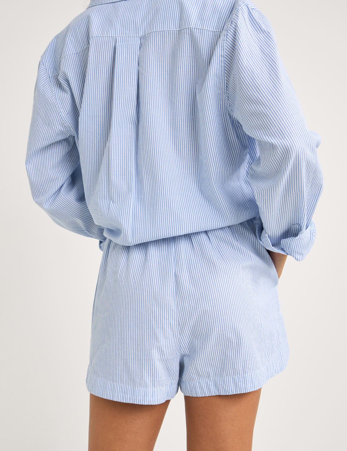 Zephyr Stripe Short