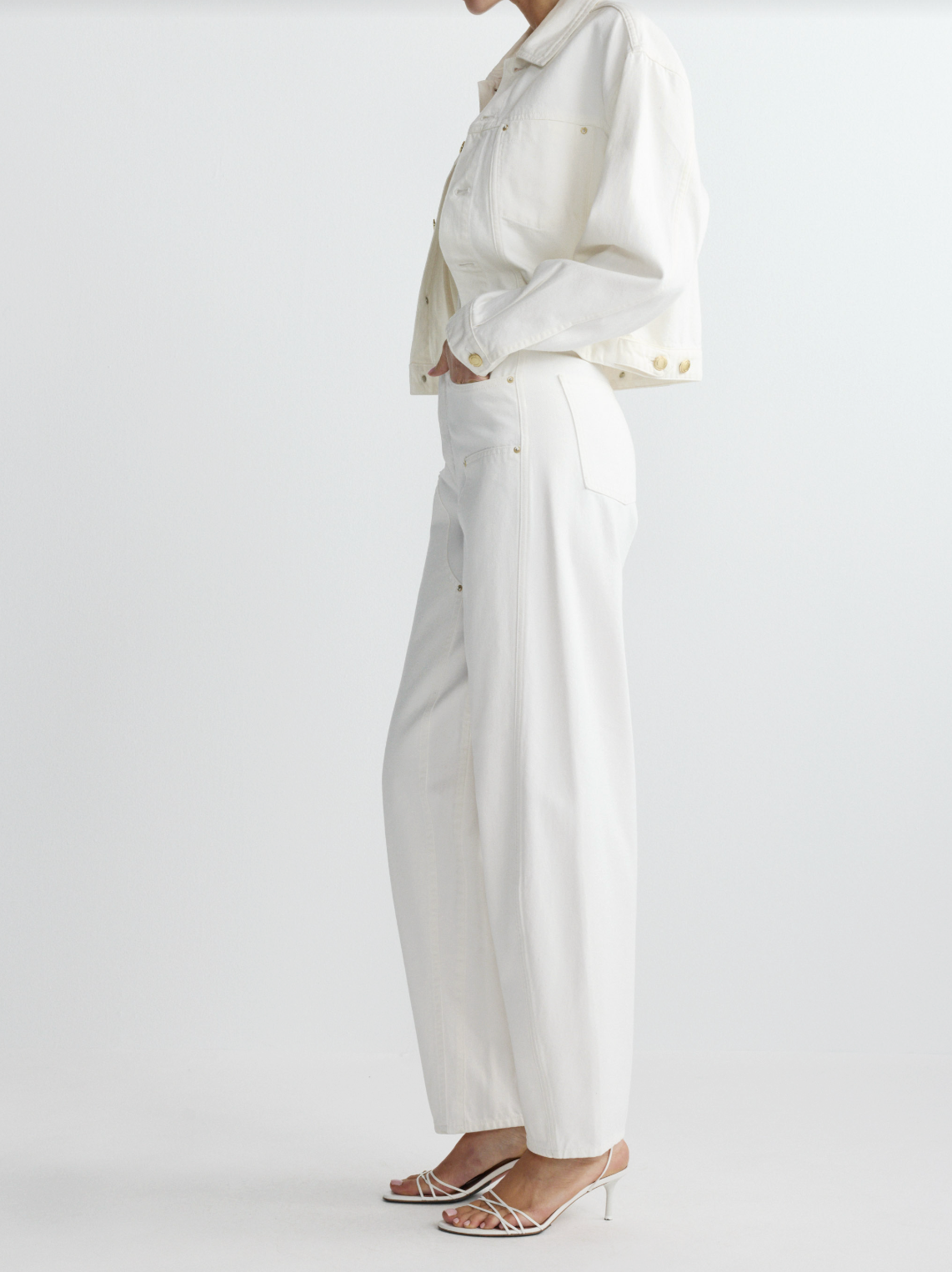 Miro Barrel High Rise 31" Jeans - White Foundry