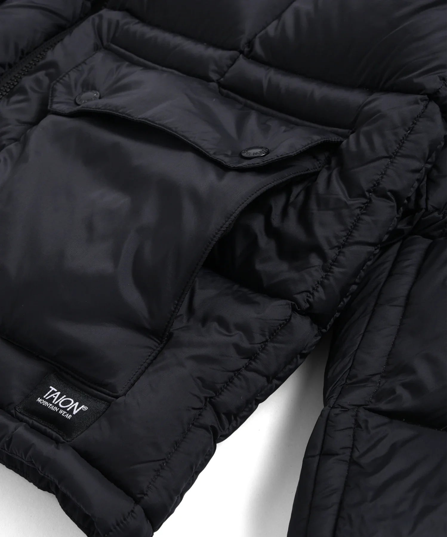 Unisex Mountain Packable Volume Down Jacket