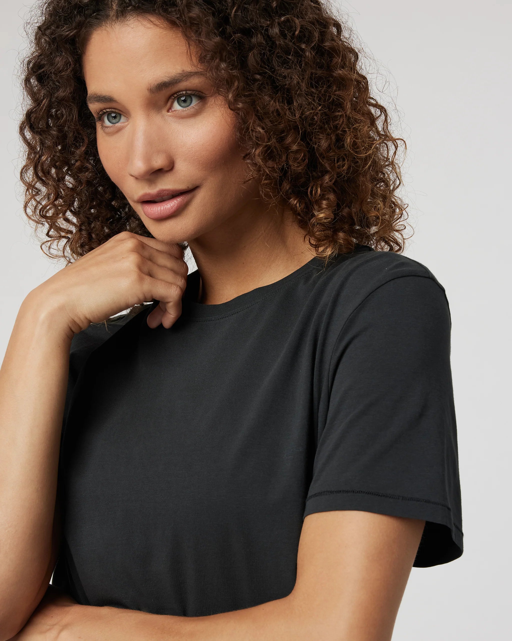 Feather Tee